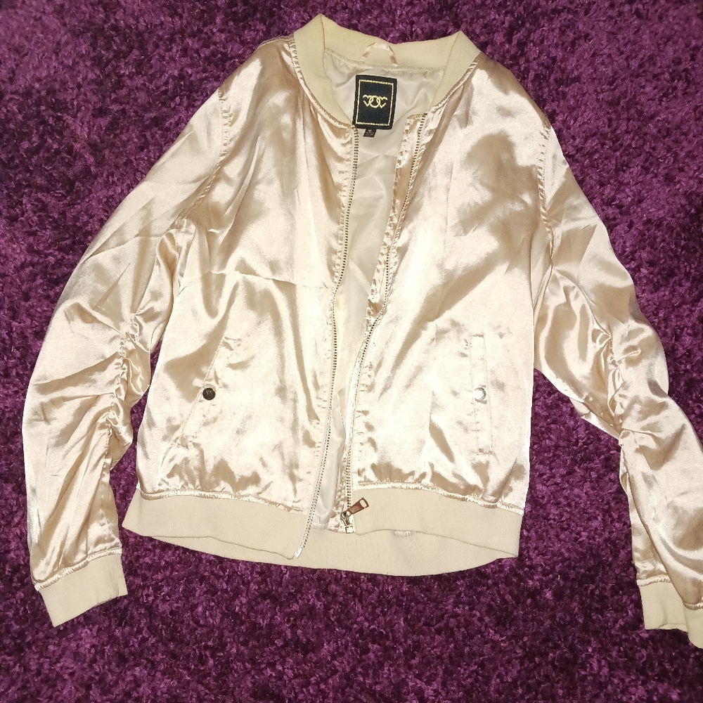 Jacket - Picture 4 of 4